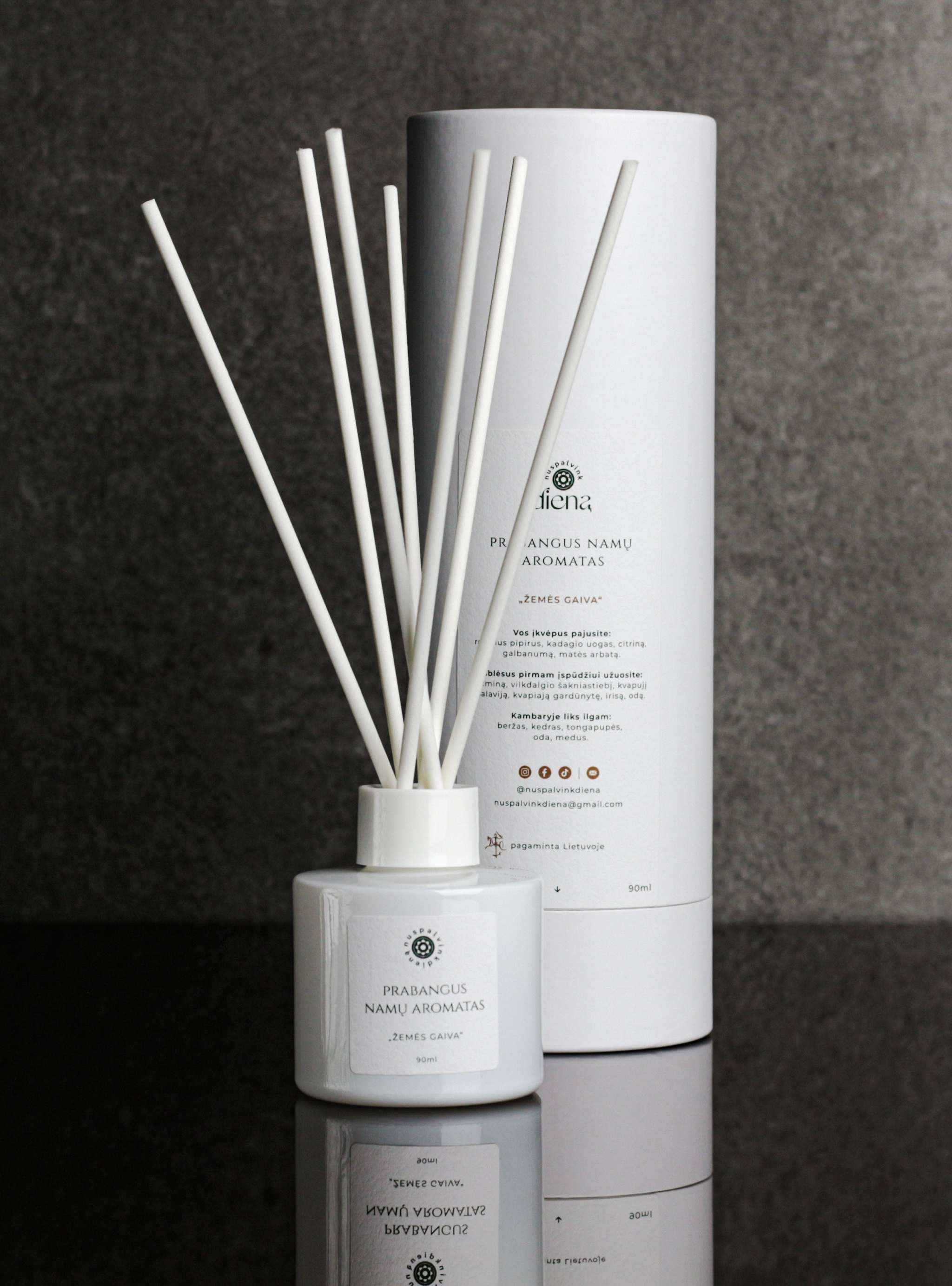 rankų darbo namų kvapas žemės gaiva su miško natomis ir švaros pojūčiu